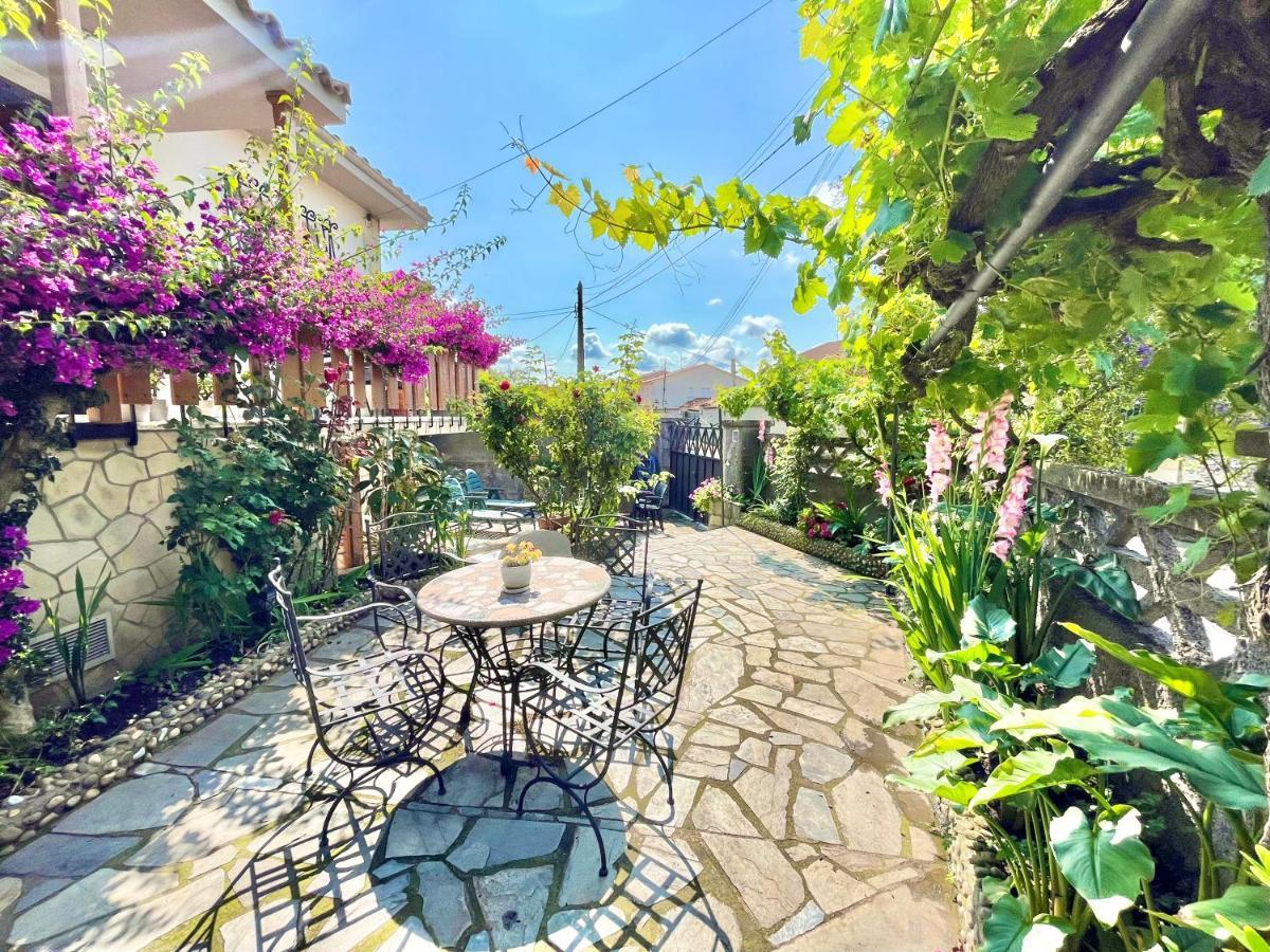 La Casa De La Buganvilla Хіхон Екстер'єр фото